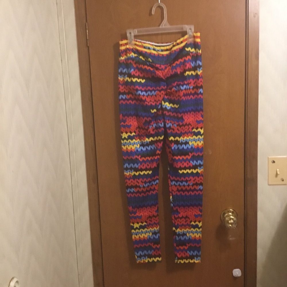 Colorful Zigzag Patterned Leggings L - Picture 2 of 3